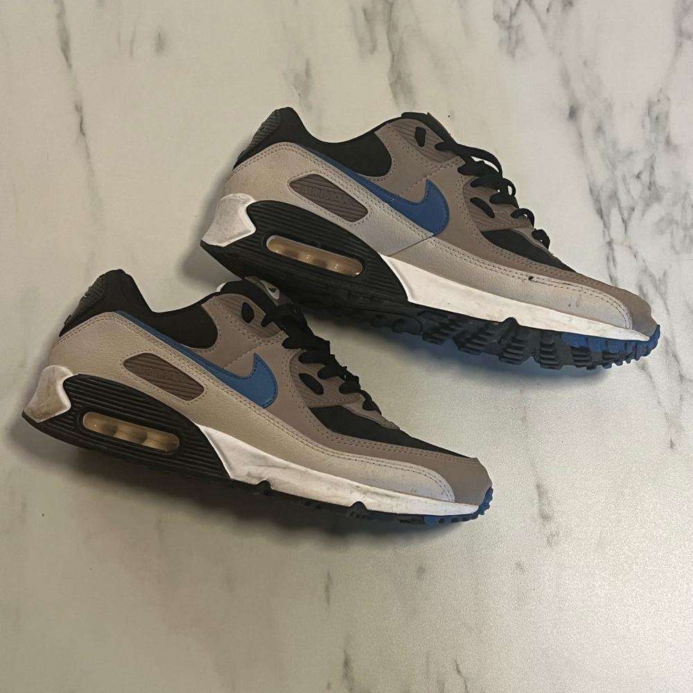 Nike Air Max 90